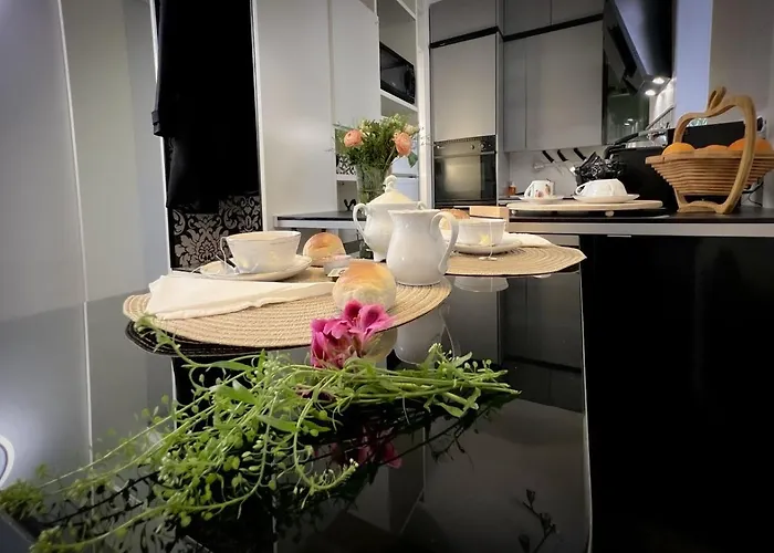 Cloclo House Apartment